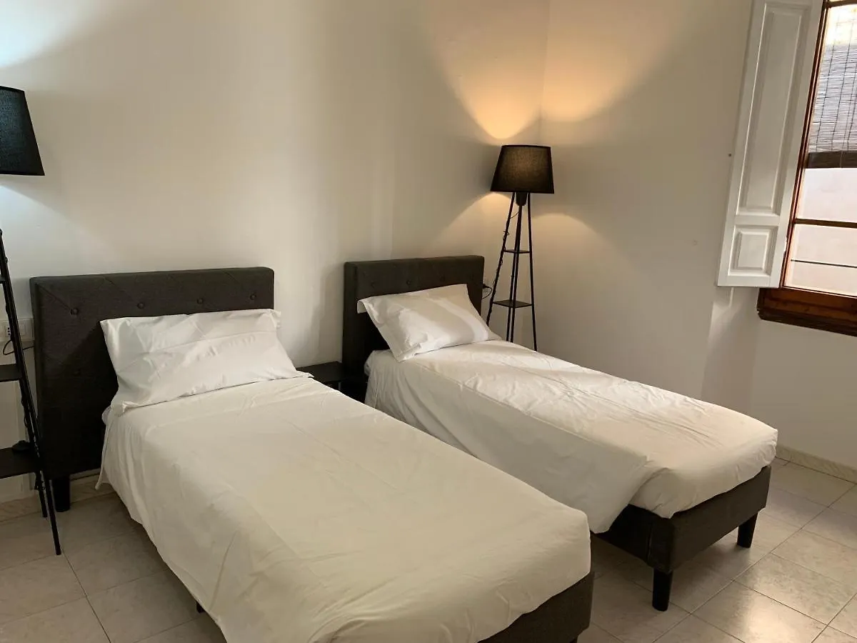 Porta Rossa Apartment Floransa